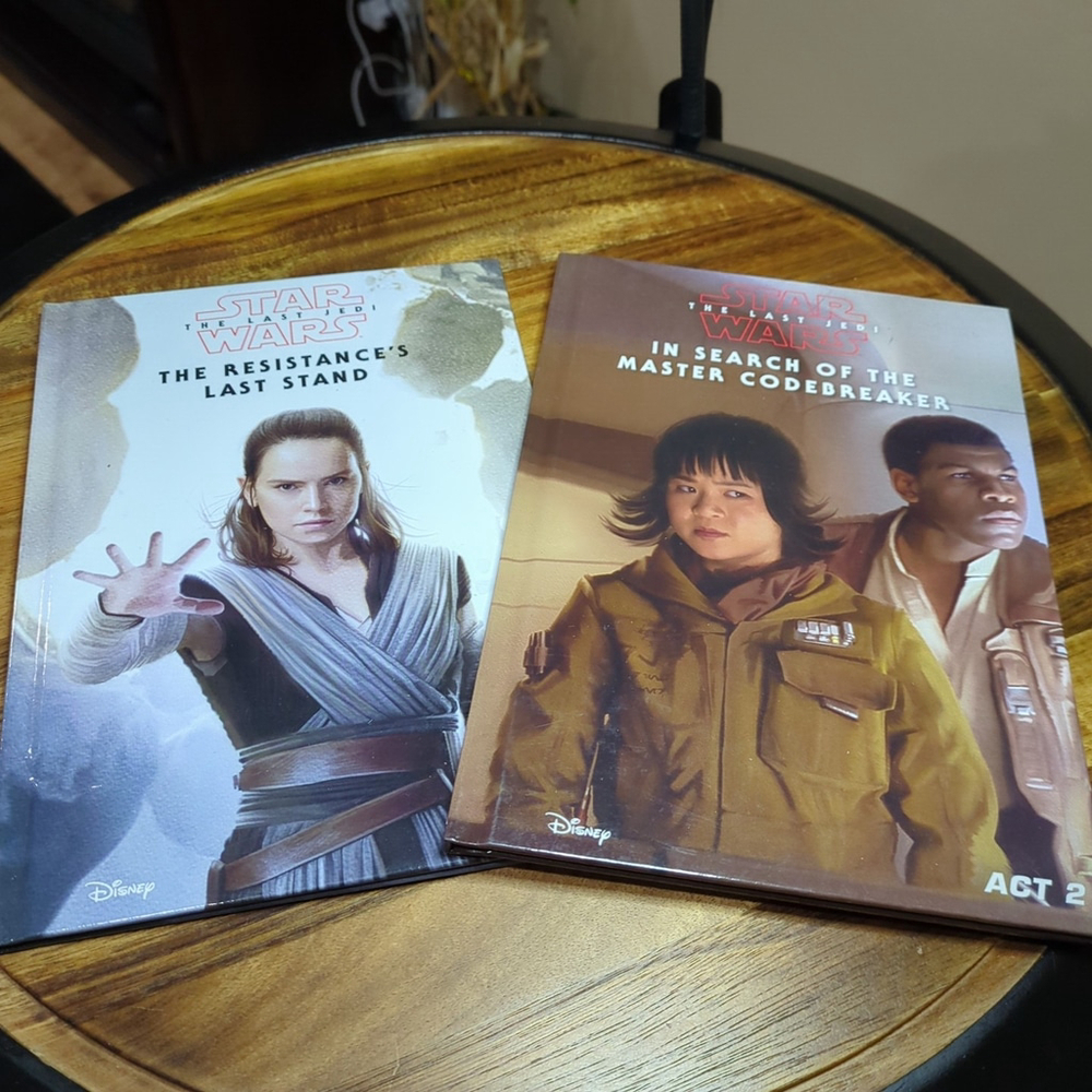 Star Wars Studio Fun International Book Lot of 2